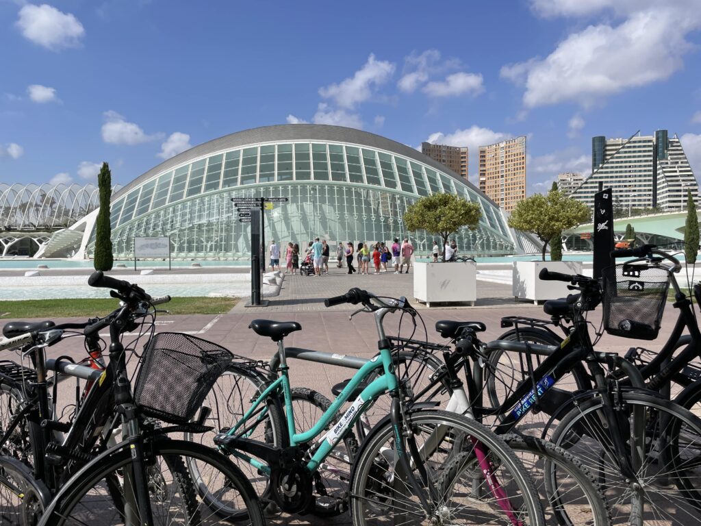 fietsen Ciutat de les Arts i les Ciències
